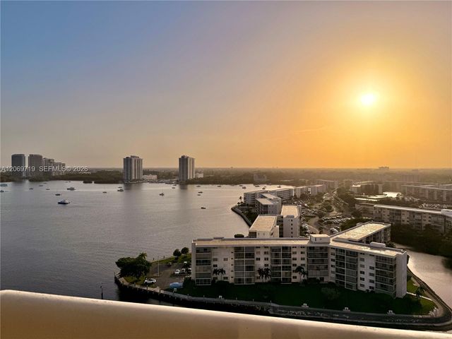 1000 W Island Boulevard 1911, Aventura, FL 33160