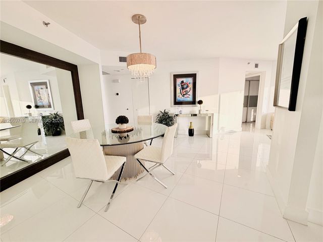 1000 W Island Boulevard 1911, Aventura, FL 33160