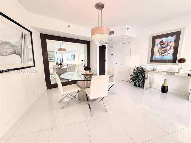 1000 W Island Boulevard 1911, Aventura, FL 33160