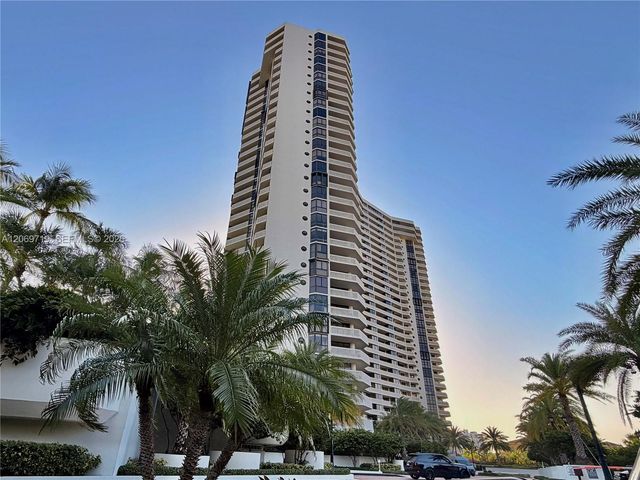 1000 W Island Boulevard 1911, Aventura, FL 33160