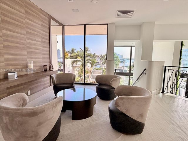 1000 W Island Boulevard 1911, Aventura, FL 33160