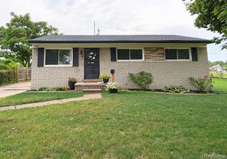 8220 Rivard Avenue, Warren, MI 48089