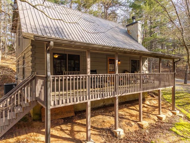 19 Blackberry Falls Lane, Ellijay, GA 30536