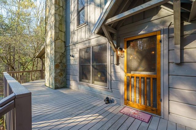 19 Blackberry Falls Lane, Ellijay, GA 30536