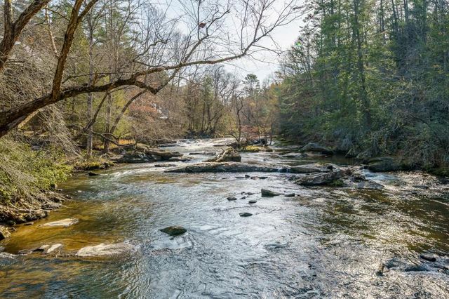 19 Blackberry Falls Lane, Ellijay, GA 30536