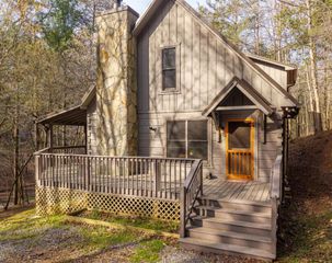 19 Blackberry Falls Lane, Ellijay, GA 30536