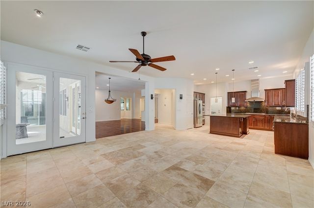 6641 Black Oaks Street, North Las Vegas, NV 89084