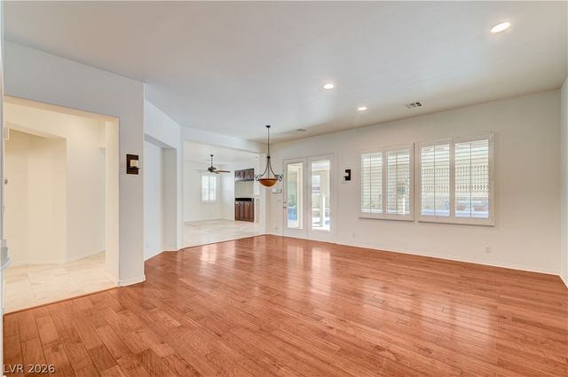 6641 Black Oaks Street, North Las Vegas, NV 89084