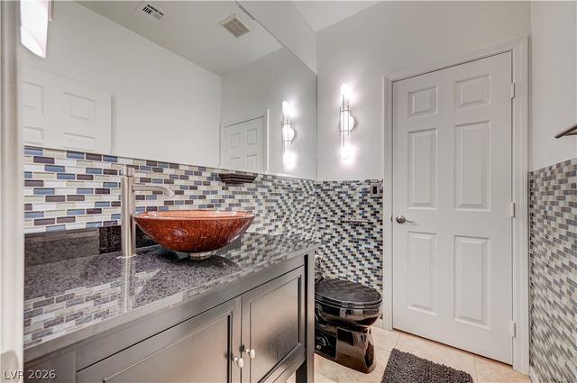 6641 Black Oaks Street, North Las Vegas, NV 89084