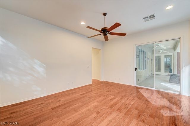 6641 Black Oaks Street, North Las Vegas, NV 89084