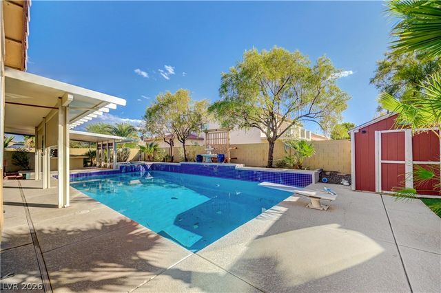 6641 Black Oaks Street, North Las Vegas, NV 89084
