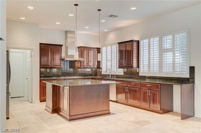 6641 Black Oaks Street, North Las Vegas, NV 89084