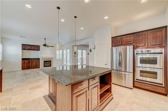 6641 Black Oaks Street, North Las Vegas, NV 89084