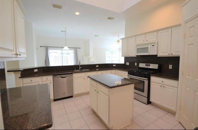 1219 Cambrian Park Court, Sugar Land, TX 77479
