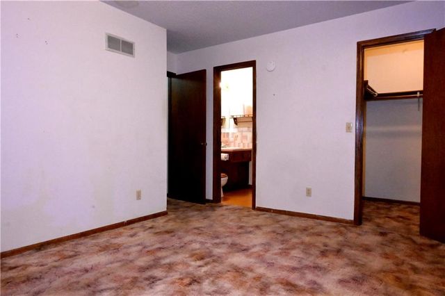 4123 Lloyd Street, Kansas City, KS 66103