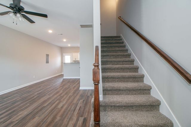 1115 Hillwood Drive #B6, Clarksville, TN 37040