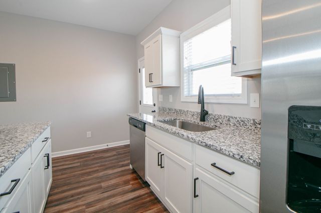 1115 Hillwood Drive #B6, Clarksville, TN 37040