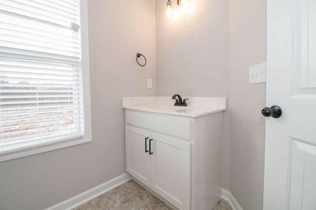 1115 Hillwood Drive #B6, Clarksville, TN 37040
