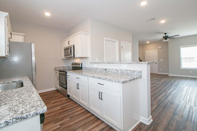 1115 Hillwood Drive #B6, Clarksville, TN 37040