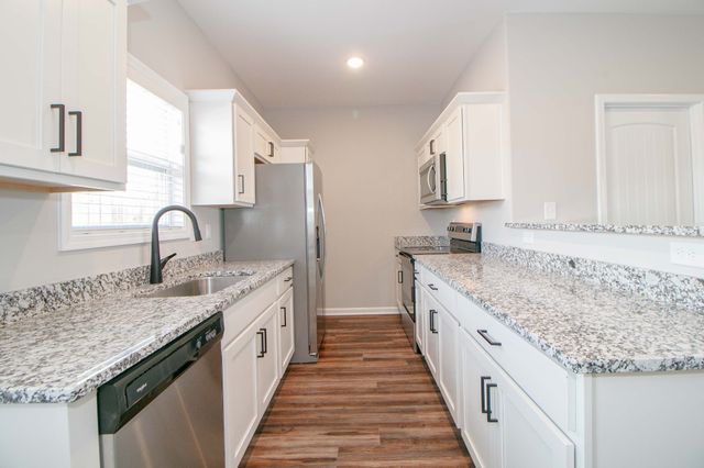 1115 Hillwood Drive #B6, Clarksville, TN 37040