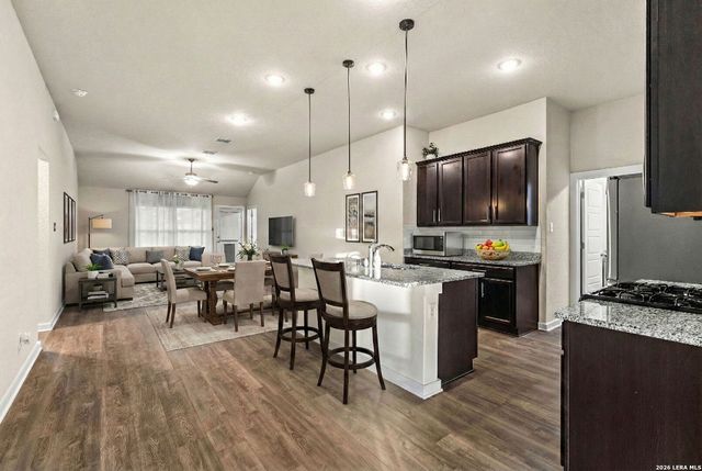 10759 Francisco Way, Converse, TX 78109