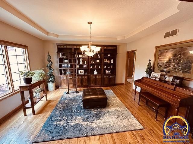 7442 SW Ambassador PL, Topeka, KS 66610
