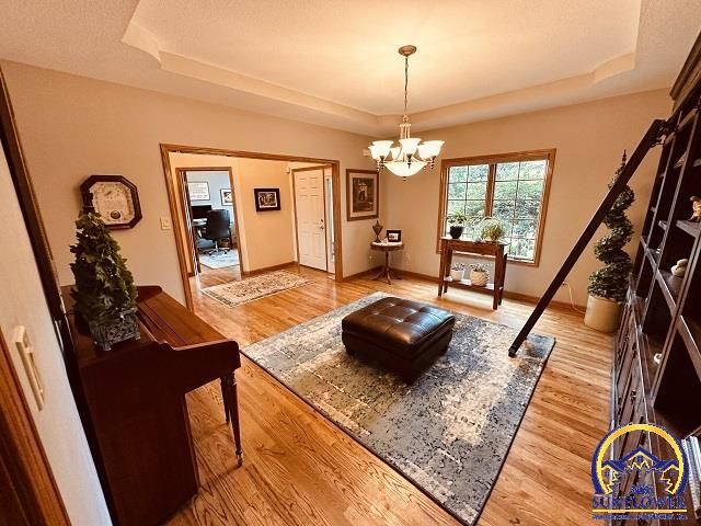 7442 SW Ambassador PL, Topeka, KS 66610