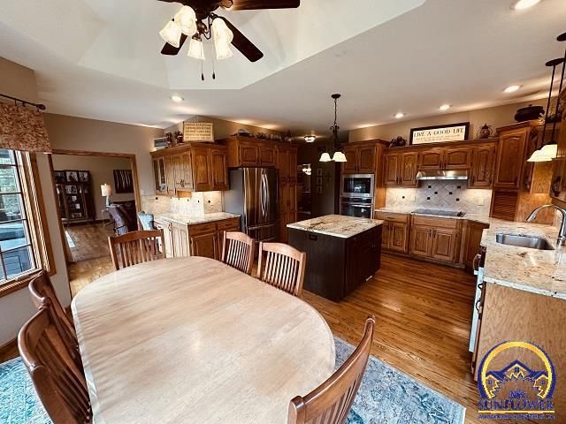 7442 SW Ambassador PL, Topeka, KS 66610