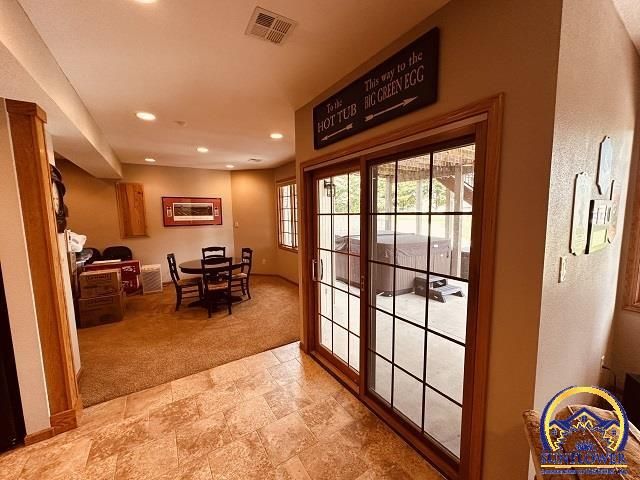 7442 SW Ambassador PL, Topeka, KS 66610