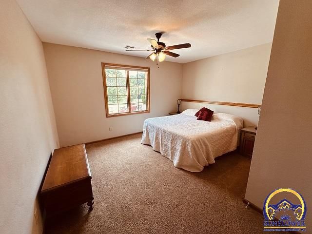 7442 SW Ambassador PL, Topeka, KS 66610