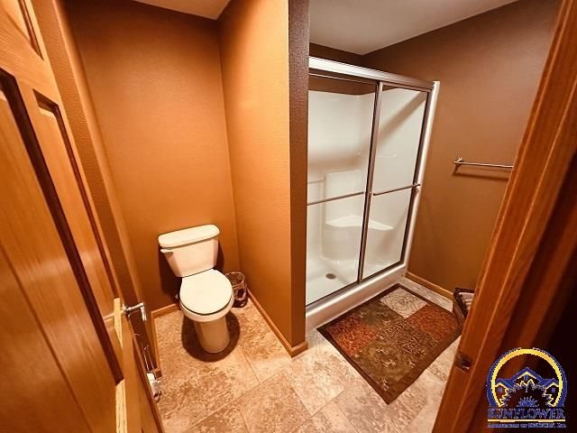 7442 SW Ambassador PL, Topeka, KS 66610