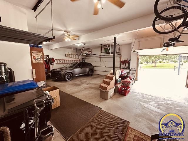 7442 SW Ambassador PL, Topeka, KS 66610