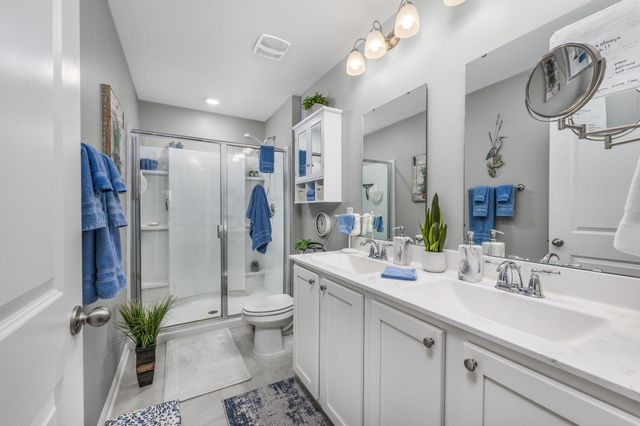 604 Wallace Dr., Little River, SC 29566