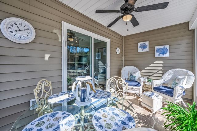 604 Wallace Dr., Little River, SC 29566