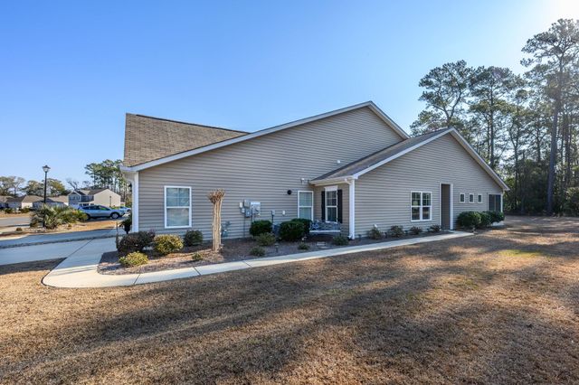 604 Wallace Dr., Little River, SC 29566