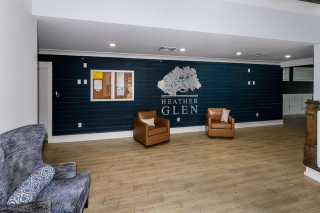 604 Wallace Dr., Little River, SC 29566