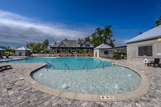 604 Wallace Dr., Little River, SC 29566