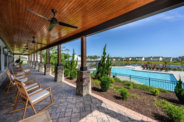 604 Wallace Dr., Little River, SC 29566