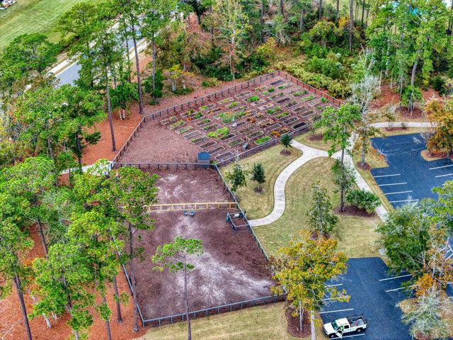 604 Wallace Dr., Little River, SC 29566