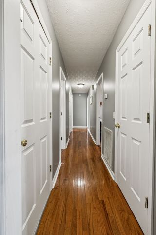 221 Main St, E, Hickman, TN 38567