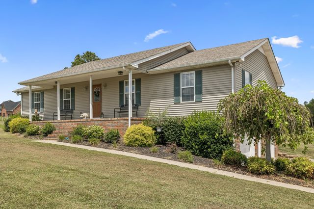 221 Main St, E, Hickman, TN 38567