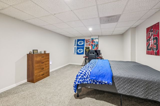 221 Main St, E, Hickman, TN 38567