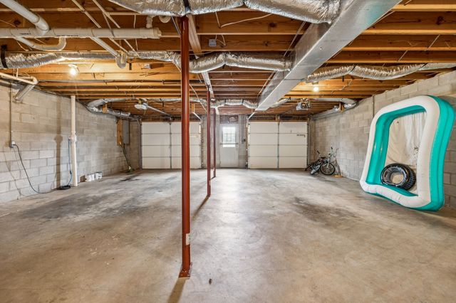 221 Main St, E, Hickman, TN 38567