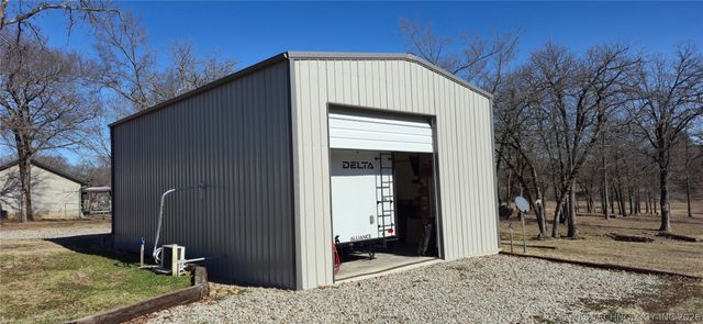 114305 S 4209, Eufaula, OK 74432