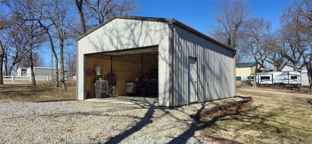 114305 S 4209, Eufaula, OK 74432