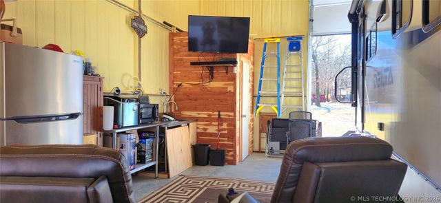 114305 S 4209, Eufaula, OK 74432