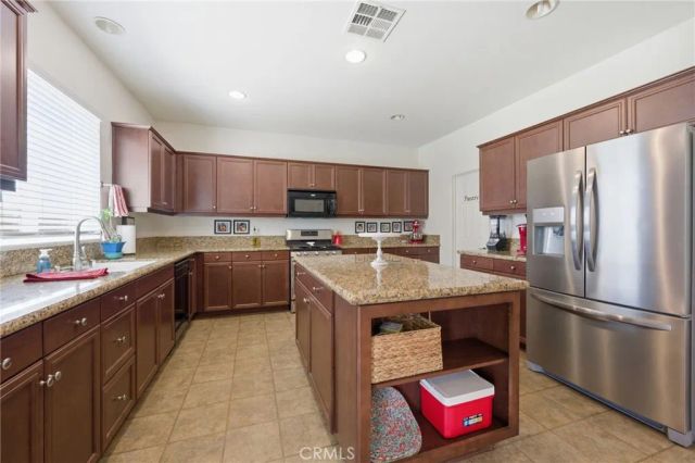 1447 Daffodel Way, Beaumont, CA 92223