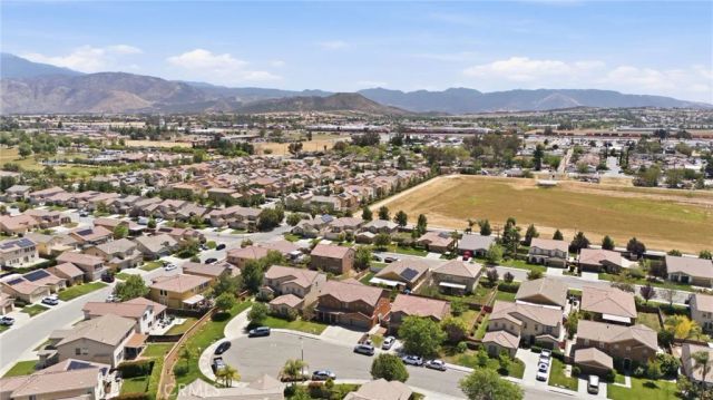 1447 Daffodel Way, Beaumont, CA 92223