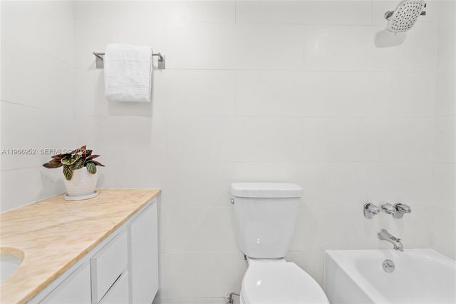 5401 Collins Ave 632, Miami Beach, FL 33140