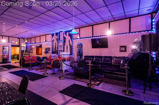 12325 Hamilton Avenue, Highland Park, MI 48203